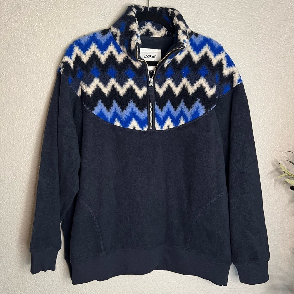 Aerie Fleece Hometown Holiday Quarter Zip Sweatshirt